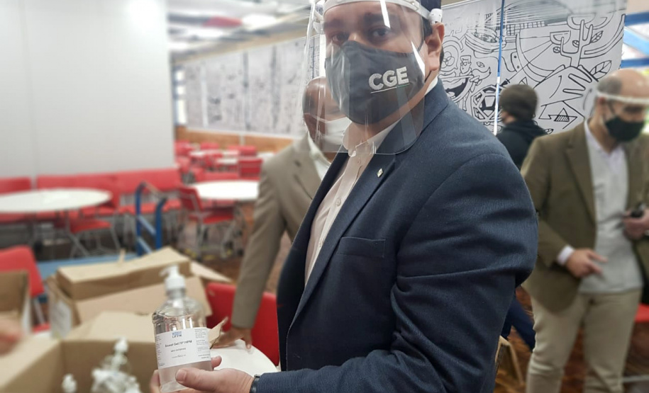 A Controladoria-Geral do Estado (CGE) visitou locais de prova do Concurso da Polícia Militar, no domingo (13), para verificar protocolos de segurança adotados pelo Núcleo de Concursos da Universidade Federal do Paraná (UFPR)