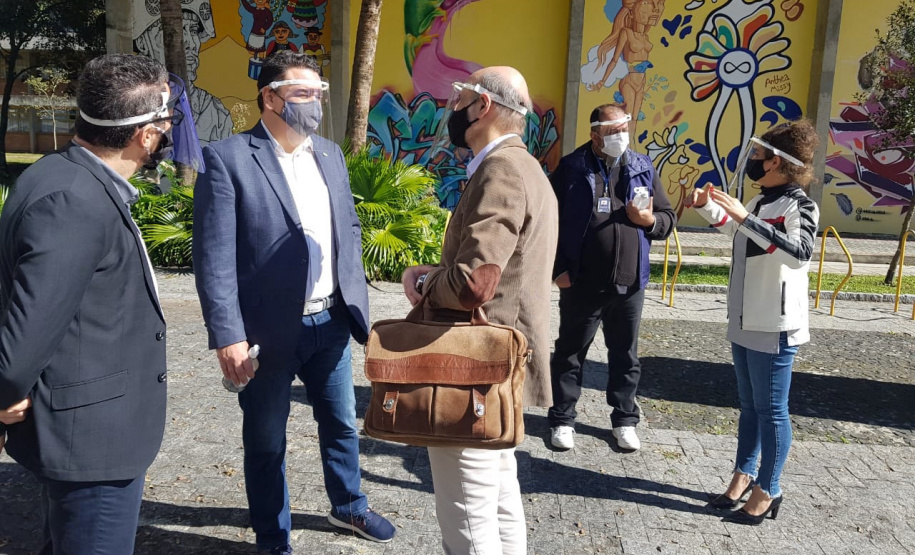 A Controladoria-Geral do Estado (CGE) visitou locais de prova do Concurso da Polícia Militar, no domingo (13), para verificar protocolos de segurança adotados pelo Núcleo de Concursos da Universidade Federal do Paraná (UFPR)