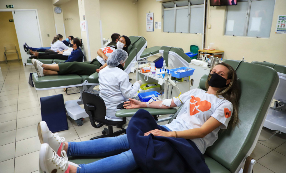 Com estoque 40% abaixo do ideal, Hemepar faz apelo à população para doar sangue. Foto: José Fernando Oura/AEN