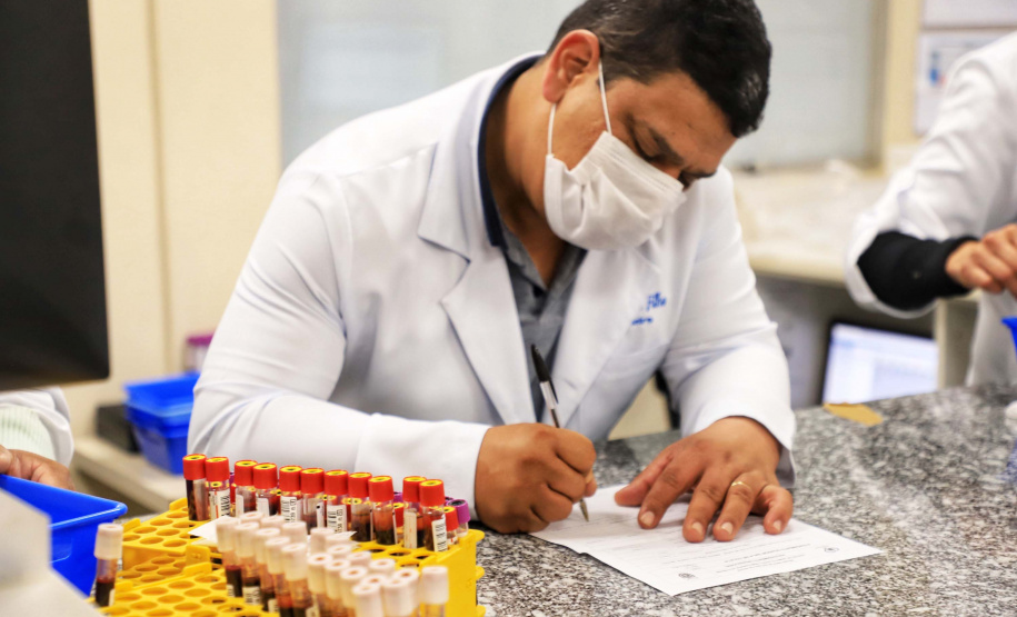 Com estoque 40% abaixo do ideal, Hemepar faz apelo à população para doar sangue. Foto: José Fernando Oura/AEN