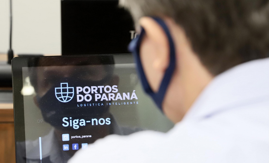 Uma comitiva da Agência Nacional de Transportes Aquaviários (ANTAQ) visitou o Porto de Paranaguá, nesta segunda feira (14). O diretor-geral Eduardo Nery e a diretora interina Gabriela Costa conheceram os projetos de ampliação do terminal paranaense e o sistema do Corredor de Exportações, único no Brasil. - Paranaguá, 14/06/2021 - Foto: Claudio Neves/Portos do Paraná