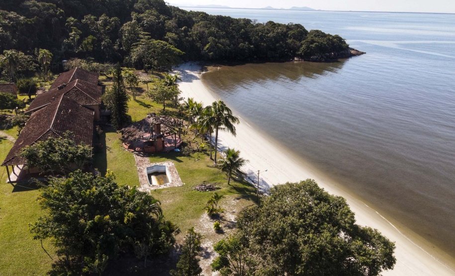Ilha das Cobras começa a mudar de cara para receber a Escola do Mar
. Foto: José Fernando Ogura/AEN