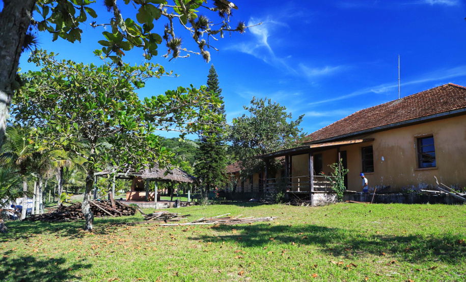 Ilha das Cobras começa a mudar de cara para receber a Escola do Mar
. Foto: José Fernando Ogura/AEN