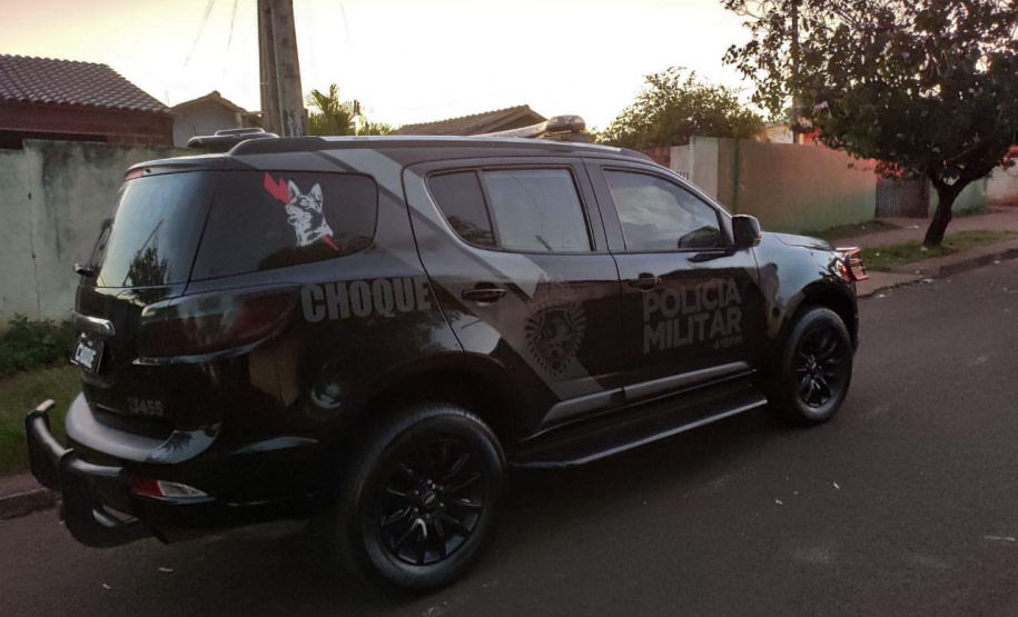 Cerca de 70 policiais militares e civis foram aplicados na operação Investida em Maringá nesta quarta-feira (16/06) para cumprir 12 mandados de Busca e Apreensão contra dois grupos envolvidos com o tráfico de drogas. O trabalho de investigação foi do Núcleo de Maringá da Divisão Estadual de Narcóticos (Denarc), da Polícia Civil, e do Serviço de Inteligência do 4º Batalhão da Polícia Militar.  - Maringá, 16/06/2021  -  Foto: Polícia Civil/SESP-PR