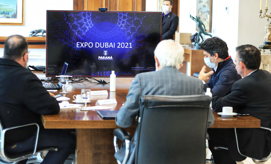 O Governo do Estado e o G7, grupo formado pelas principais entidades do setor produtivo paranaense, se reuniram nesta quarta-feira (16), por videoconferência, para discutir propostas conjuntas e mostrar o que já tem sido feito para incentivar a retomada econômica e apoiar os setores mais atingidos pela crise causada pela pandemia de Covid-19.
. Foto: José Fernando Ogura/AEN