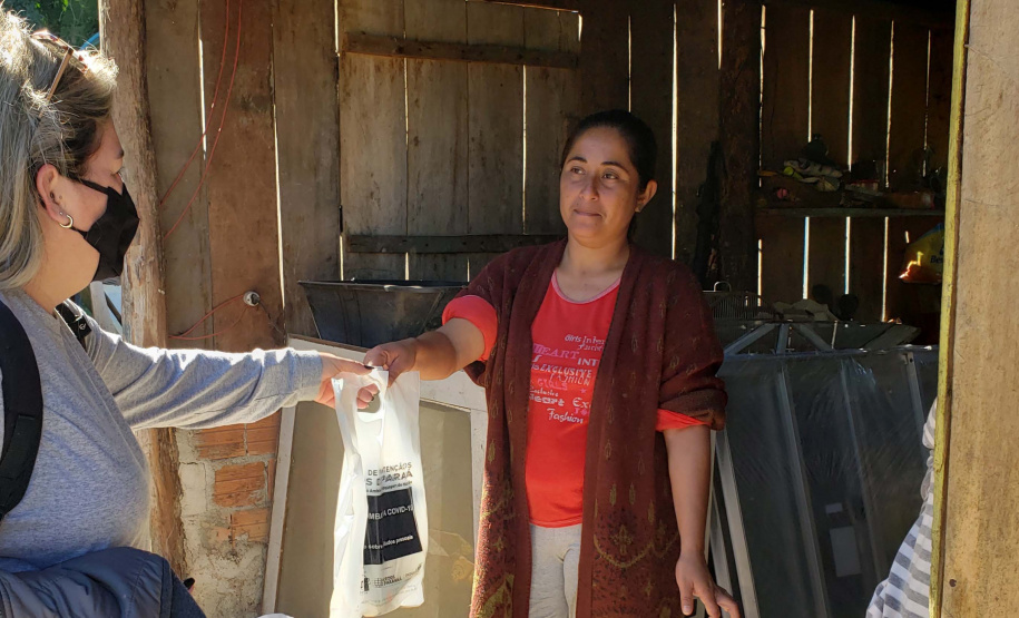 Durante esta semana, por mais uma vez, a Portos do Paraná está presente nas comunidades isoladas que estão nas áreas de abrangência dos portos de Paranaguá e Antonina. Foto: Claudio Neves/Portos do Paraná