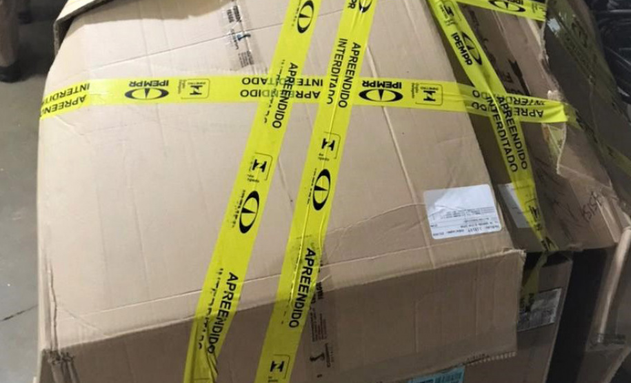 O Instituto de Pesos e Medidas vem intensificando a fiscalização de fios e cabos elétricos em todo Estado. A equipe da Regional de Cascavel, sob o comando do gerente Francisco Irandyakist Bessa, realizou verificações nos estabelecimentos que comercializam esse material, nos meses de maio e junho, nas cidades de Cafelândia, Cascavel e Boa Vista da Aparecida. - Curitiba, 17/06/2021 - Foto: IPEM