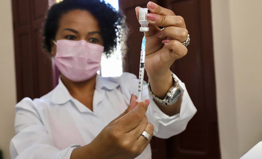 Mais de 80% dos portuários foram vacinados no Paraná. Foto: Claudio Neves/Portos do Paraná