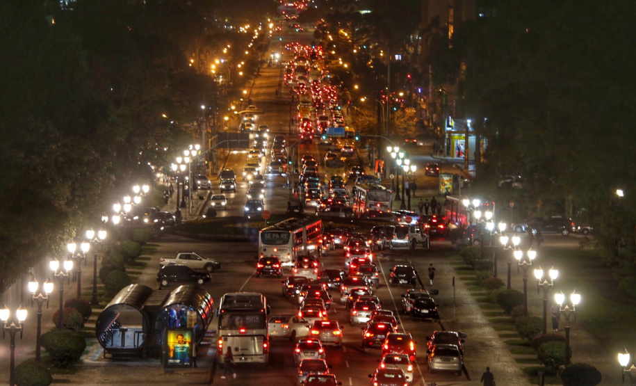 o pagamento da 5ª e última parcela do Imposto sobre Propriedade de Veículos Automotores (IPVA) 2021 começa nesta segunda-feira (21/06). A ordem de vencimento, de acordo com o dígito final da placa do veículo, segue até sexta-feira (25/06). - Foto: José Fernando Ogura/ANPr