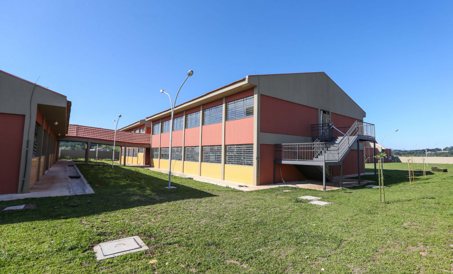 Eleição para diretores dos colégios estaduais do Paraná será em julho -  Foto: Geraldo Bubniak/AEN