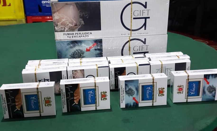 As operações deste final de semana da Ação Integrada de Fiscalização Urbana (AIFU) contra o descumprimento das medidas de enfrentamento da Covid-19 resultaram em 17 estabelecimentos comerciais interditados e 40 autuações administrativas lavradas. O balanço leva em consideração a atuação entre quinta-feira (17) e domingo (20).  -  Curitiba, 20/06/2021  -  Foto: AIFU/SESP-PR