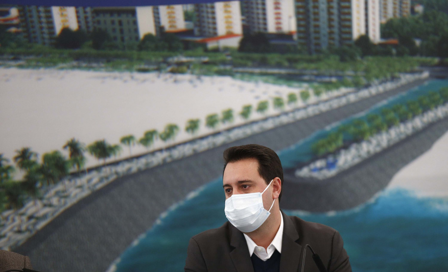 Edital de licitação da primeira fase das obras de recuperação da orla de Matinhos lançado nesta segunda-feira (21) pelo governador Carlos Massa Ratinho Junior prevê investimentos de R$ 377,85 milhões na revitalização de 6,3 quilômetros entre a Avenida Paraná e o Balneário Flórida. Foto: Jonathan Campos/AEN