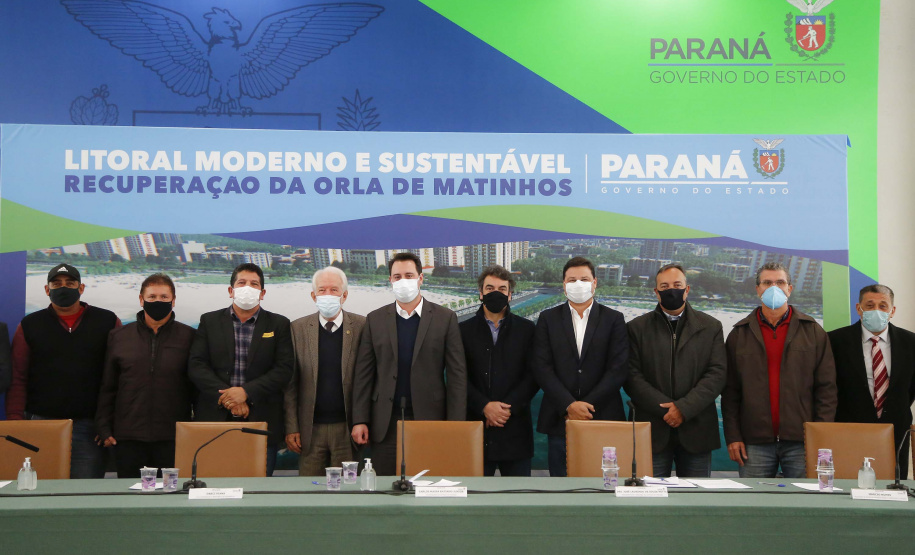 Edital de licitação da primeira fase das obras de recuperação da orla de Matinhos lançado nesta segunda-feira (21) pelo governador Carlos Massa Ratinho Junior prevê investimentos de R$ 377,85 milhões na revitalização de 6,3 quilômetros entre a Avenida Paraná e o Balneário Flórida. Foto: Jonathan Campos/AEN