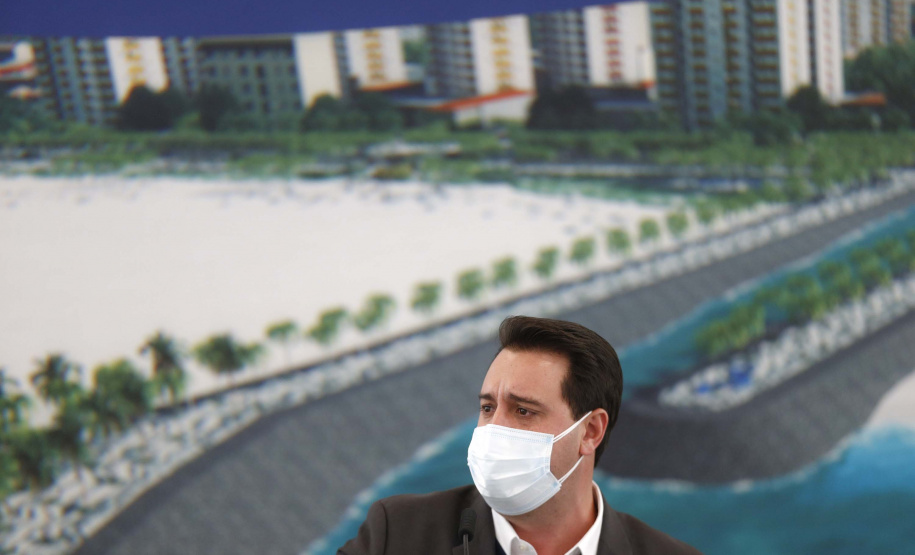 Edital de licitação da primeira fase das obras de recuperação da orla de Matinhos lançado nesta segunda-feira (21) pelo governador Carlos Massa Ratinho Junior prevê investimentos de R$ 377,85 milhões na revitalização de 6,3 quilômetros entre a Avenida Paraná e o Balneário Flórida. Foto: Jonathan Campos/AEN