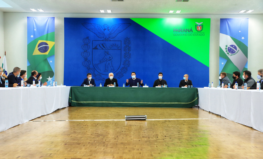 De 10 a 17 de outubro, o Paraná será o protagonista do Pavilhão do Brasil na Expo Dubai 2020, exposição internacional que concentra mais de 190 países em 181 dias de evento e espera receber 25 milhões de visitantes. Nesta terça-feira (22), o governador Carlos Massa Ratinho Junior apresentou a empresários a proposta do projeto de exposição que irá representar o Estado na feira. - Curitiba, 22/06/2021 - Foto: José Fernando Ogura/AEN