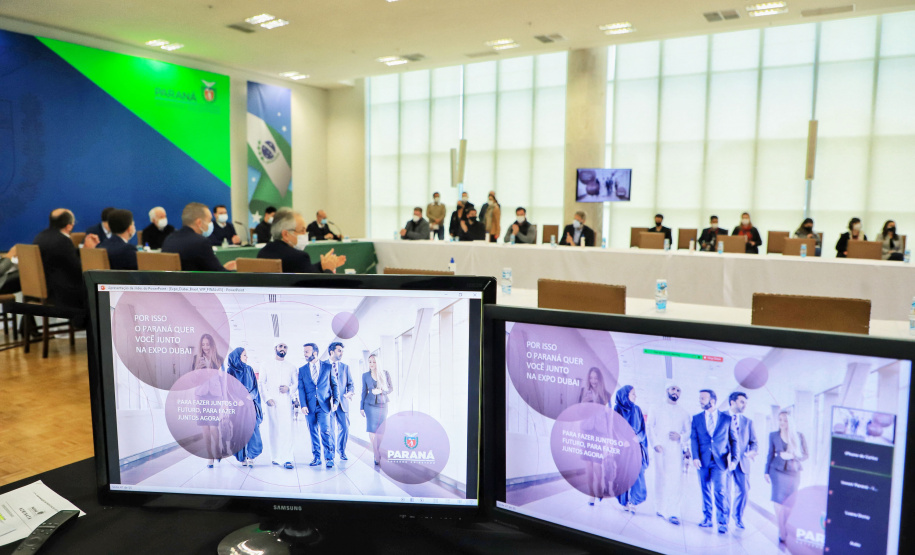 De 10 a 17 de outubro, o Paraná será o protagonista do Pavilhão do Brasil na Expo Dubai 2020, exposição internacional que concentra mais de 190 países em 181 dias de evento e espera receber 25 milhões de visitantes. Nesta terça-feira (22), o governador Carlos Massa Ratinho Junior apresentou a empresários a proposta do projeto de exposição que irá representar o Estado na feira. - Curitiba, 22/06/2021 - Foto: José Fernando Ogura/AEN