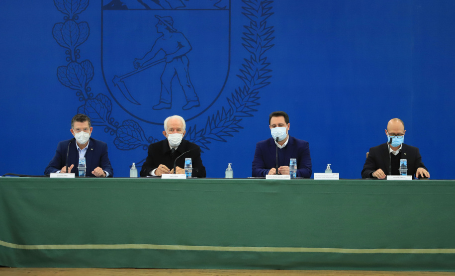 De 10 a 17 de outubro, o Paraná será o protagonista do Pavilhão do Brasil na Expo Dubai 2020, exposição internacional que concentra mais de 190 países em 181 dias de evento e espera receber 25 milhões de visitantes. Nesta terça-feira (22), o governador Carlos Massa Ratinho Junior apresentou a empresários a proposta do projeto de exposição que irá representar o Estado na feira. - Curitiba, 22/06/2021 - Foto: José Fernando Ogura/AEN