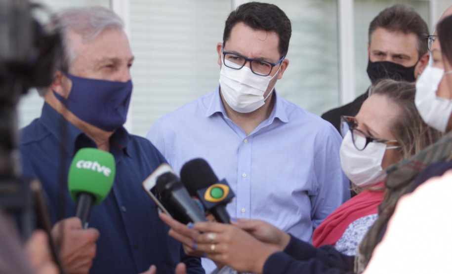 Cascavel, no Oeste do Paraná, recebeu nesta quarta-feira (23) a comitiva do governo federal que está no Estado para uma série de visitas técnicas a fim de avaliar o projeto da Nova Ferroeste. Em encontro com cooperativistas, foi abordado o desempenho da linha férrea já existente (a Ferroeste) e o impacto que a nova ferrovia terá sobre a competitividade do setor produtivo da região. Foto: Alessandro Vieira/AEN