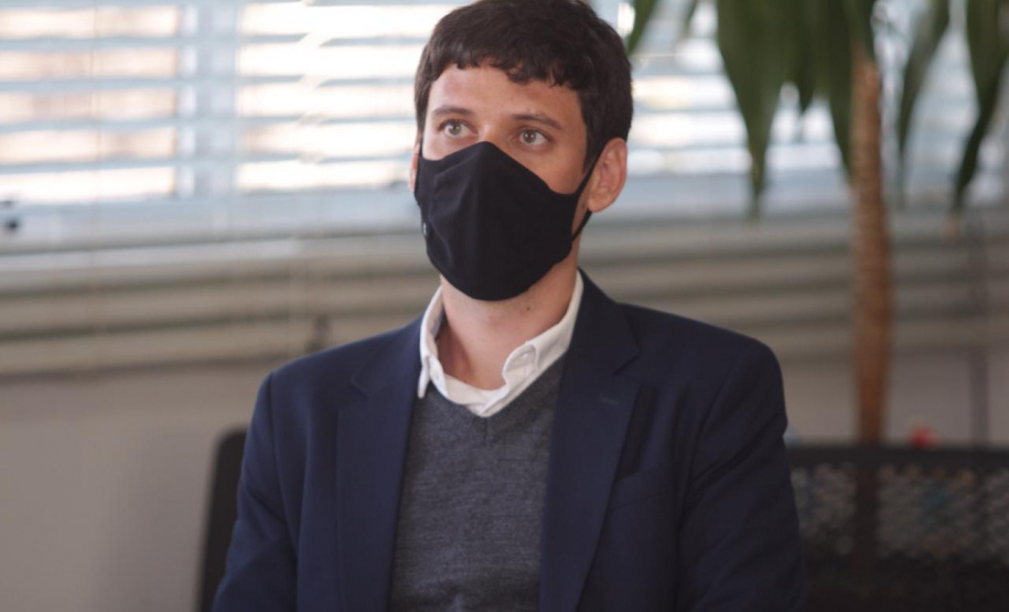 Cascavel, no Oeste do Paraná, recebeu nesta quarta-feira (23) a comitiva do governo federal que está no Estado para uma série de visitas técnicas a fim de avaliar o projeto da Nova Ferroeste. Em encontro com cooperativistas, foi abordado o desempenho da linha férrea já existente (a Ferroeste) e o impacto que a nova ferrovia terá sobre a competitividade do setor produtivo da região. Foto: Alessandro Vieira/AEN