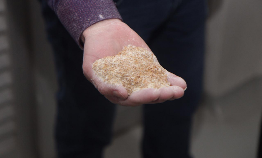 Cascavel, no Oeste do Paraná, recebeu nesta quarta-feira (23) a comitiva do governo federal que está no Estado para uma série de visitas técnicas a fim de avaliar o projeto da Nova Ferroeste. Em encontro com cooperativistas, foi abordado o desempenho da linha férrea já existente (a Ferroeste) e o impacto que a nova ferrovia terá sobre a competitividade do setor produtivo da região. Foto: Alessandro Vieira/AEN