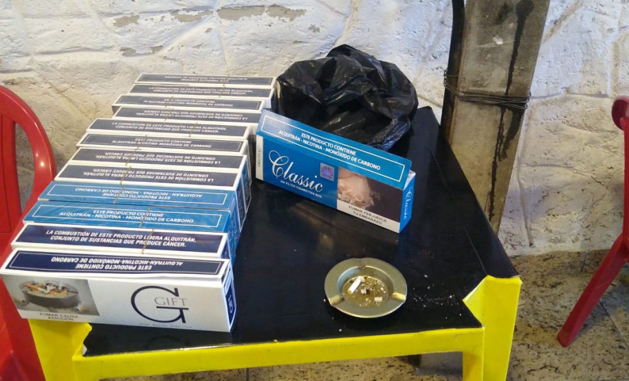 A Ação Integrada de Fiscalização Urbana (AIFU) desta quarta-feira (23/06), em Curitiba, resultou no fechamento de sete estabelecimentos comerciais por irregularidades envolvendo jogos de azar e contrabando. A ação foi conduzida por policiais militares da capital, com apoio da Guarda Municipal e da Secretaria Municipal de Urbanismo. -  Curitiba, 23/06/2021  -  Foto: SESP-PR