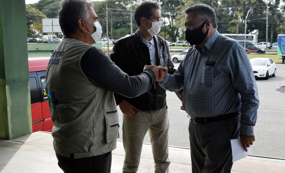 O Governo do Estado recebeu 439.340 vacinas contra a Covid-19 na tarde desta quinta-feira. Este é o primeiro lote com vacinas do braço farmacêutico da Johnson & Johnson. Foto: Américo Antonio/Sesa