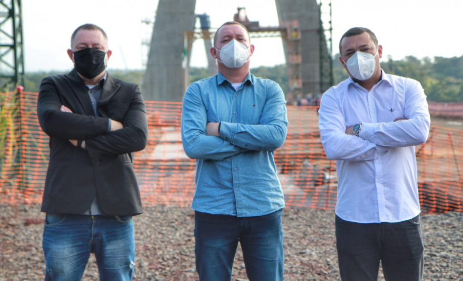 Visita técnica da comitiva formada por membros do Ministério da Infraestrutura, do Ministério da Economia e da Secretaria de Infraestrutura e Logística e da Nova Ferroeste em Foz do Iguaçu - Foz do Iguaçu, 24/06/2021 - Foto: Alessandro Vieira/AEN