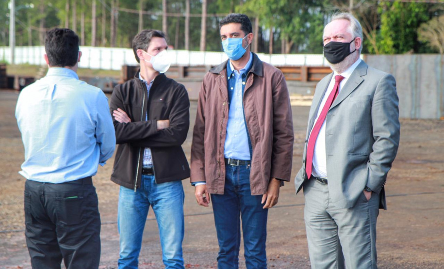 Visita técnica da comitiva formada por membros do Ministério da Infraestrutura, do Ministério da Economia e da Secretaria de Infraestrutura e Logística e da Nova Ferroeste em Foz do Iguaçu - Foz do Iguaçu, 24/06/2021 - Foto: Alessandro Vieira/AEN