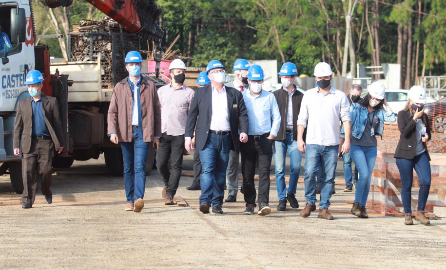 Visita técnica da comitiva formada por membros do Ministério da Infraestrutura, do Ministério da Economia e da Secretaria de Infraestrutura e Logística e da Nova Ferroeste em Foz do Iguaçu - Foz do Iguaçu, 24/06/2021 - Foto: Alessandro Vieira/AEN