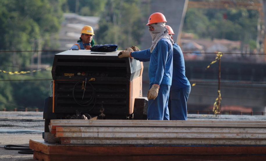 Visita técnica da comitiva formada por membros do Ministério da Infraestrutura, do Ministério da Economia e da Secretaria de Infraestrutura e Logística e da Nova Ferroeste em Foz do Iguaçu - Foz do Iguaçu, 24/06/2021 - Foto: Alessandro Vieira/AEN