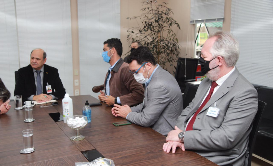 Visita técnica da comitiva formada por membros do Ministério da Infraestrutura, do Ministério da Economia e da Secretaria de Infraestrutura e Logística e da Nova Ferroeste em Foz do Iguaçu - Foz do Iguaçu, 24/06/2021 - Foto: Alessandro Vieira/AEN