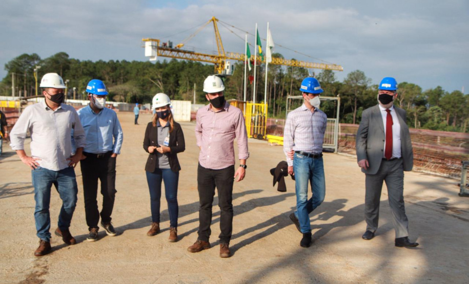 Visita técnica da comitiva formada por membros do Ministério da Infraestrutura, do Ministério da Economia e da Secretaria de Infraestrutura e Logística e da Nova Ferroeste em Foz do Iguaçu - Foz do Iguaçu, 24/06/2021 - Foto: Alessandro Vieira/AEN