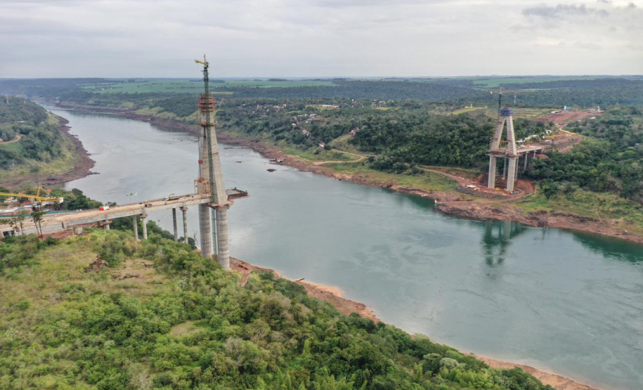Visita técnica da comitiva formada por membros do Ministério da Infraestrutura, do Ministério da Economia e da Secretaria de Infraestrutura e Logística e da Nova Ferroeste em Foz do Iguaçu - Foz do Iguaçu, 24/06/2021 - Foto: Alessandro Vieira/AEN
