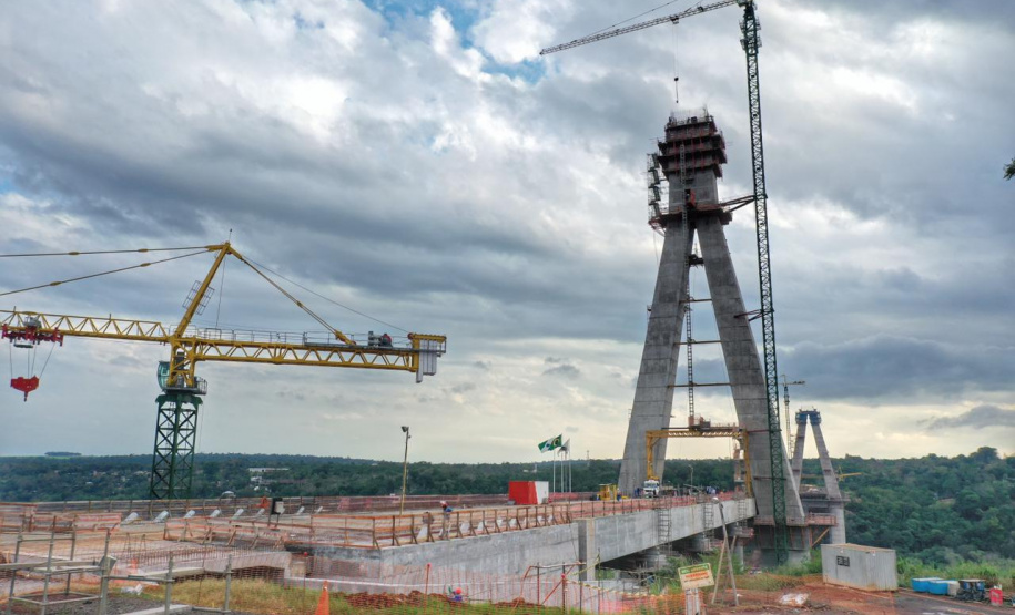 Visita técnica da comitiva formada por membros do Ministério da Infraestrutura, do Ministério da Economia e da Secretaria de Infraestrutura e Logística e da Nova Ferroeste em Foz do Iguaçu - Foz do Iguaçu, 24/06/2021 - Foto: Alessandro Vieira/AEN