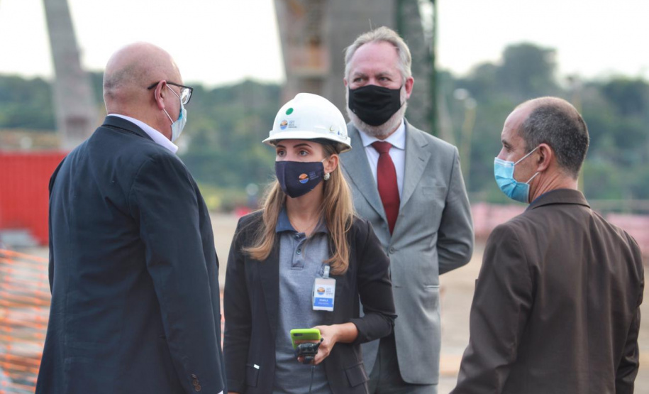 Visita técnica da comitiva formada por membros do Ministério da Infraestrutura, do Ministério da Economia e da Secretaria de Infraestrutura e Logística e da Nova Ferroeste em Foz do Iguaçu - Foz do Iguaçu, 24/06/2021 - Foto: Alessandro Vieira/AEN