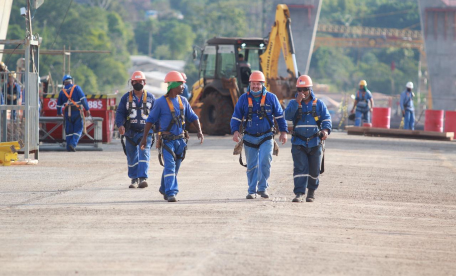 Visita técnica da comitiva formada por membros do Ministério da Infraestrutura, do Ministério da Economia e da Secretaria de Infraestrutura e Logística e da Nova Ferroeste em Foz do Iguaçu - Foz do Iguaçu, 24/06/2021 - Foto: Alessandro Vieira/AEN