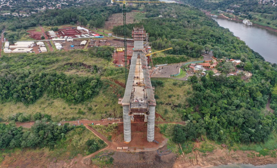 Visita técnica da comitiva formada por membros do Ministério da Infraestrutura, do Ministério da Economia e da Secretaria de Infraestrutura e Logística e da Nova Ferroeste em Foz do Iguaçu - Foz do Iguaçu, 24/06/2021 - Foto: Alessandro Vieira/AEN