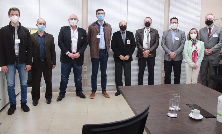 Visita técnica da comitiva formada por membros do Ministério da Infraestrutura, do Ministério da Economia e da Secretaria de Infraestrutura e Logística e da Nova Ferroeste em Foz do Iguaçu - Foz do Iguaçu, 24/06/2021 - Foto: Alessandro Vieira/AEN