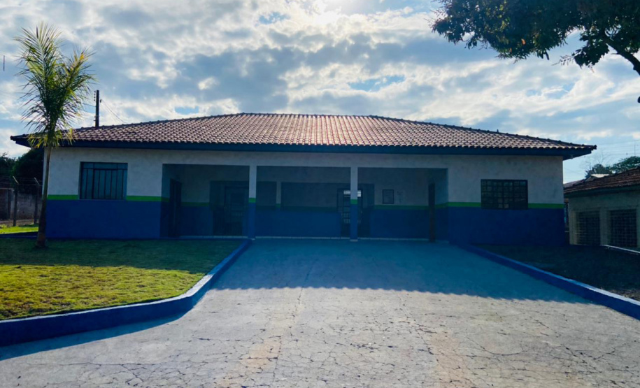 O Governo do Estado e a Prefeitura de Borrazópolis, na região do Vale do Ivaí, entregaram à população nesta semana as instalações reformadas da cozinha e da padaria comunitárias. Ambas tiveram os equipamentos renovados, acrescidos de outros itens que possibilitarão maior diversidade de alimentos e ampliação da listagem de cursos oferecidos no local. - Foto: Divulgação SEAB