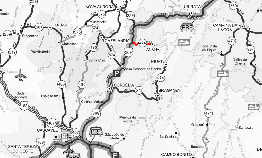 O Departamento de Estradas de Rodagem do Paraná (DER/PR) investiu R$ 970.063,27 na execução de melhorias na PR-474, entre Anahy e a BR-369, na região Oeste do Estado. O trecho de 8,39 quilômetros recebeu serviços de remendos, reperfilagem, microrrevestimento, desconfinamento lateral de bordo e sinalização horizontal. - Foto: DER