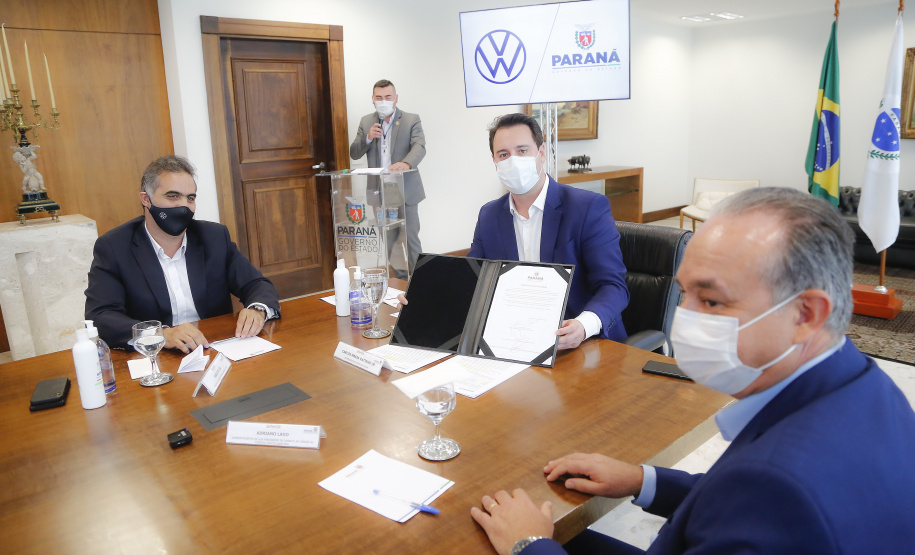 Serão destinados R$ 2 milhões ao projeto Hospital Digital, do Complexo Erasto Gaertner; R$ 850 mil para elaboração do projeto executivo do Hospital Regional de Colombo; e mais R$ 2,84 milhões para a retomada das Carretas do ConhecimentO. Investimento total é de R$ 5,69 milhões   Foto: Jonathan Campos