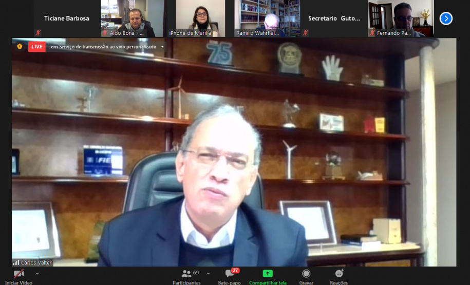 Estado e Fiep concluem primeiro ciclo das Rotas Estratégicas de CT&I
Projeto visa que toda estrutura que Ciência, Tecnologia e Inovação atue de forma integrada e seja melhor utilizada. O primeiro ciclo de eventos discutiu o avanço das ações no Norte, Litoral e RMC. Foto: Fundação Araucária