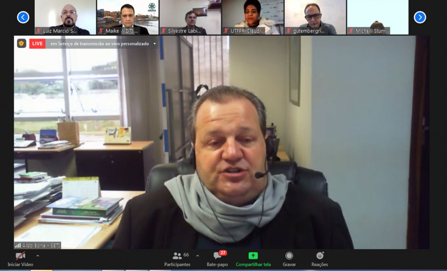 Estado e Fiep concluem primeiro ciclo das Rotas Estratégicas de CT&I
Projeto visa que toda estrutura que Ciência, Tecnologia e Inovação atue de forma integrada e seja melhor utilizada. O primeiro ciclo de eventos discutiu o avanço das ações no Norte, Litoral e RMC. Foto: Fundação Araucária