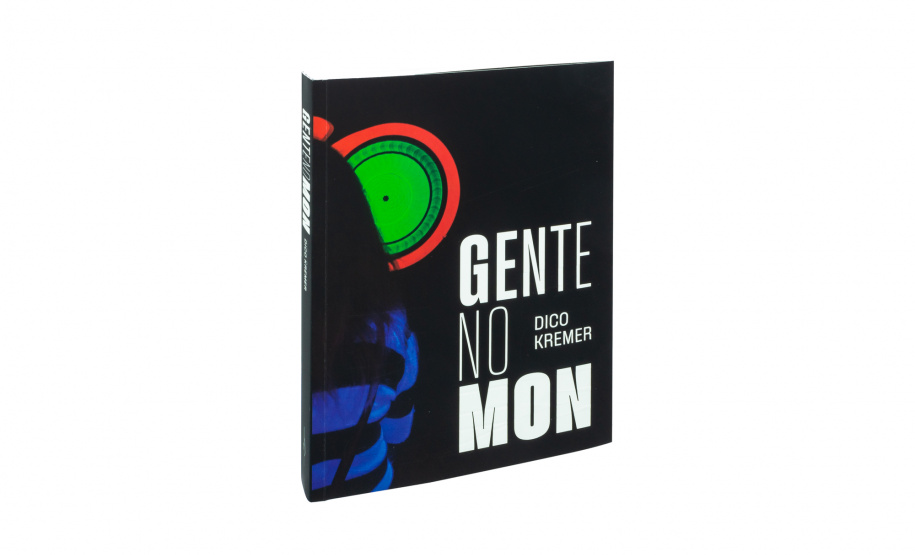 As exposições realizadas pelo Museu Oscar Niemeyer (MON) podem ser vistas também em catálogos. Os três mais recentes, que já estão disponíveis na MON Loja, são os das mostras: “Gente no MON”, do fotógrafo Dico Kremer; “Fernando Velloso por ele mesmo” e “O Mundo Mágico dos Ningyos”.
Foto: Marcelo Kawase/MON