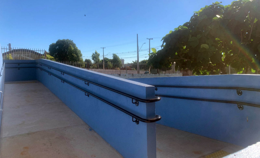 Nos últimos dois anos e meio, as reformas e construções de novas escolas nas cidades e no meio rural fiscalizadas pela Cohapar somam investimentos de R$ 48 milhões do Fundepar. Neste período, 105 obras foram concluídas e há outras 112 em execução, com perspectiva de novas contratações.
Foto: Cohapar