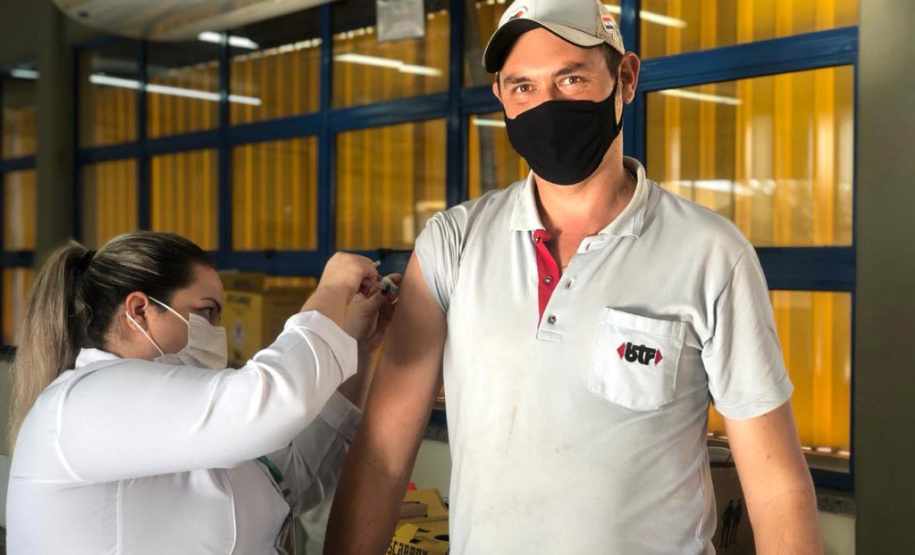 Campanha "De domingo a domingo" registra mais de 952 mil doses aplicadas aos finais de semana no Paraná - Curitiba, 28/06/2021 - Foto: SESA/Com Regionais de Saúde