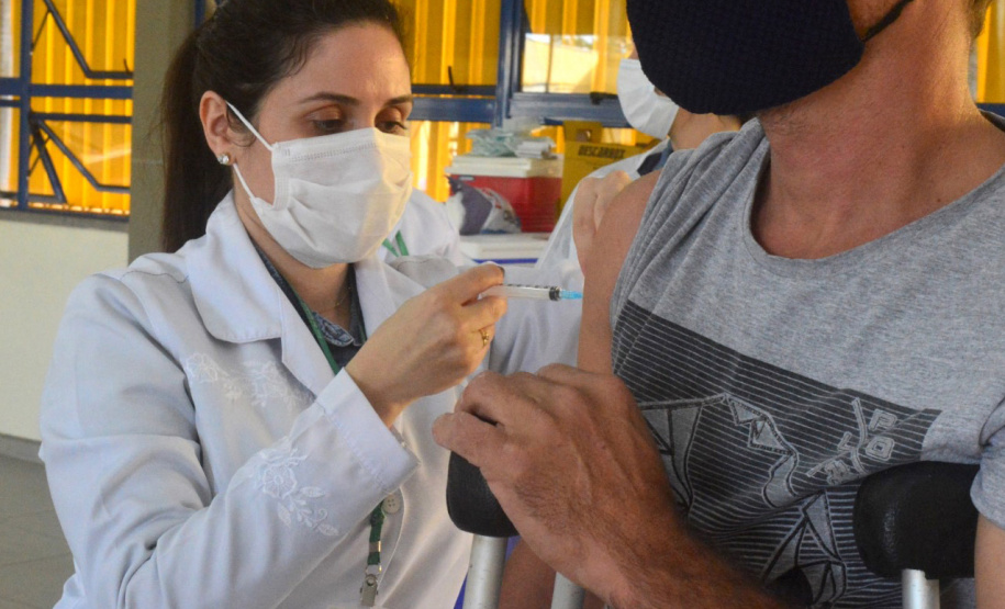 Campanha "De domingo a domingo" registra mais de 952 mil doses aplicadas aos finais de semana no Paraná - Curitiba, 28/06/2021 - Foto: SESA/Com Regionais de Saúde