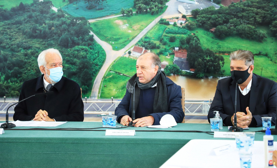 Reunião om a COMEC e SEDU sobre ligação metropolitana São José dos Pinhais/Mandirituba  -  Curitiba, 29/06/2021  -  Foto: José Fernando Ogura/AEN