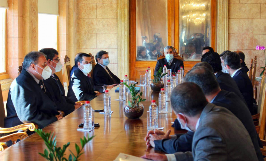 Copel e empresa de energia do Paraguai podem restabelecer conexão de energia na fronteira
Foto: ANDE