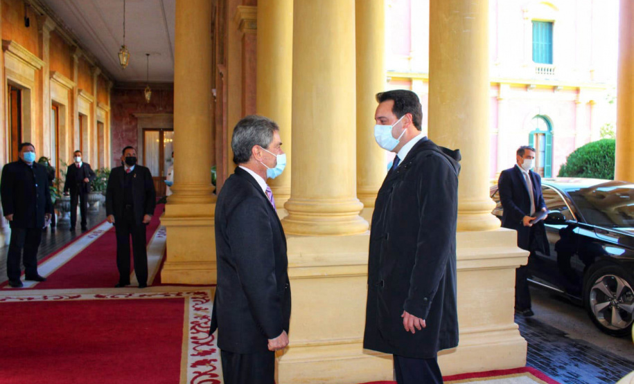 Copel e empresa de energia do Paraguai podem restabelecer conexão de energia na fronteira
Foto: ANDE